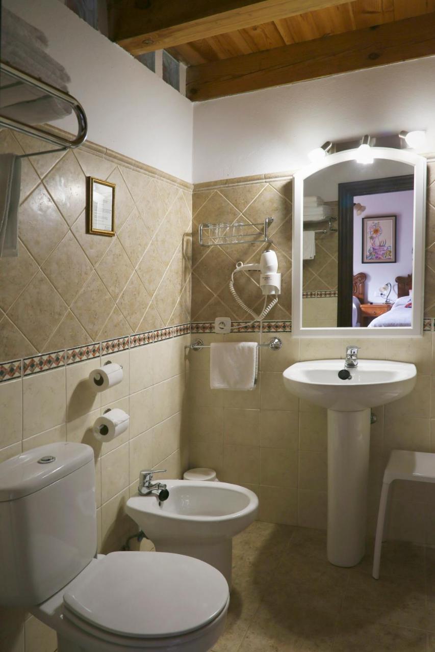 Hotel Rural La Puebla Orbaneja del Castillo Kültér fotó