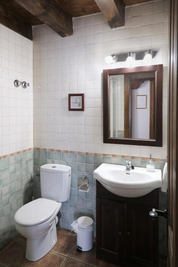 Hotel Rural La Puebla Orbaneja del Castillo Kültér fotó